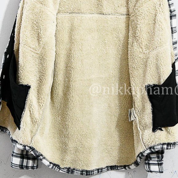 NWT Sage Ladies' Plush Shirt Jacket in White - Picture 7 of 7